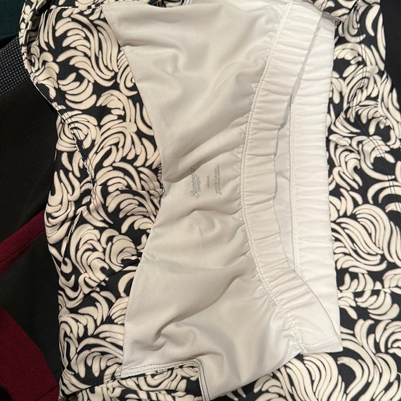 Stoneware Design Black & Cream paisley Tank Top Build in Bra In Good Cond Sz M - Picture 10 of 10